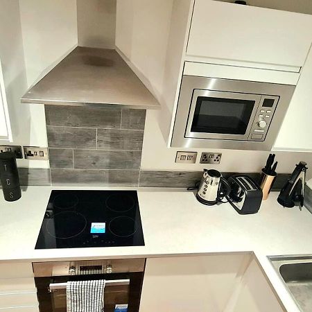 Remarkable 1-Bedroom Apartment in Salford Manchester Eksteriør billede